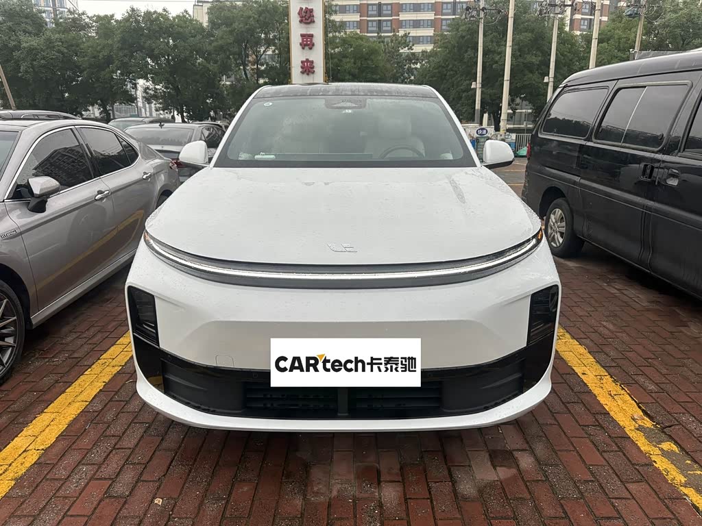 Li Auto L6