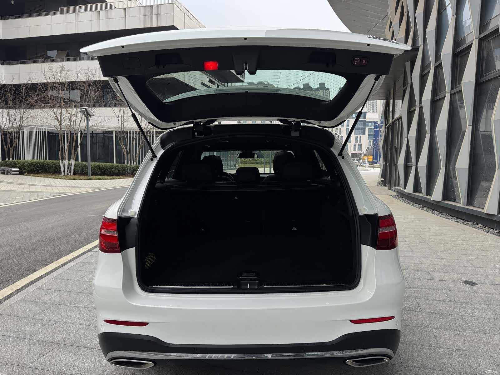 Mercedes-Benz GLC, 2019 18