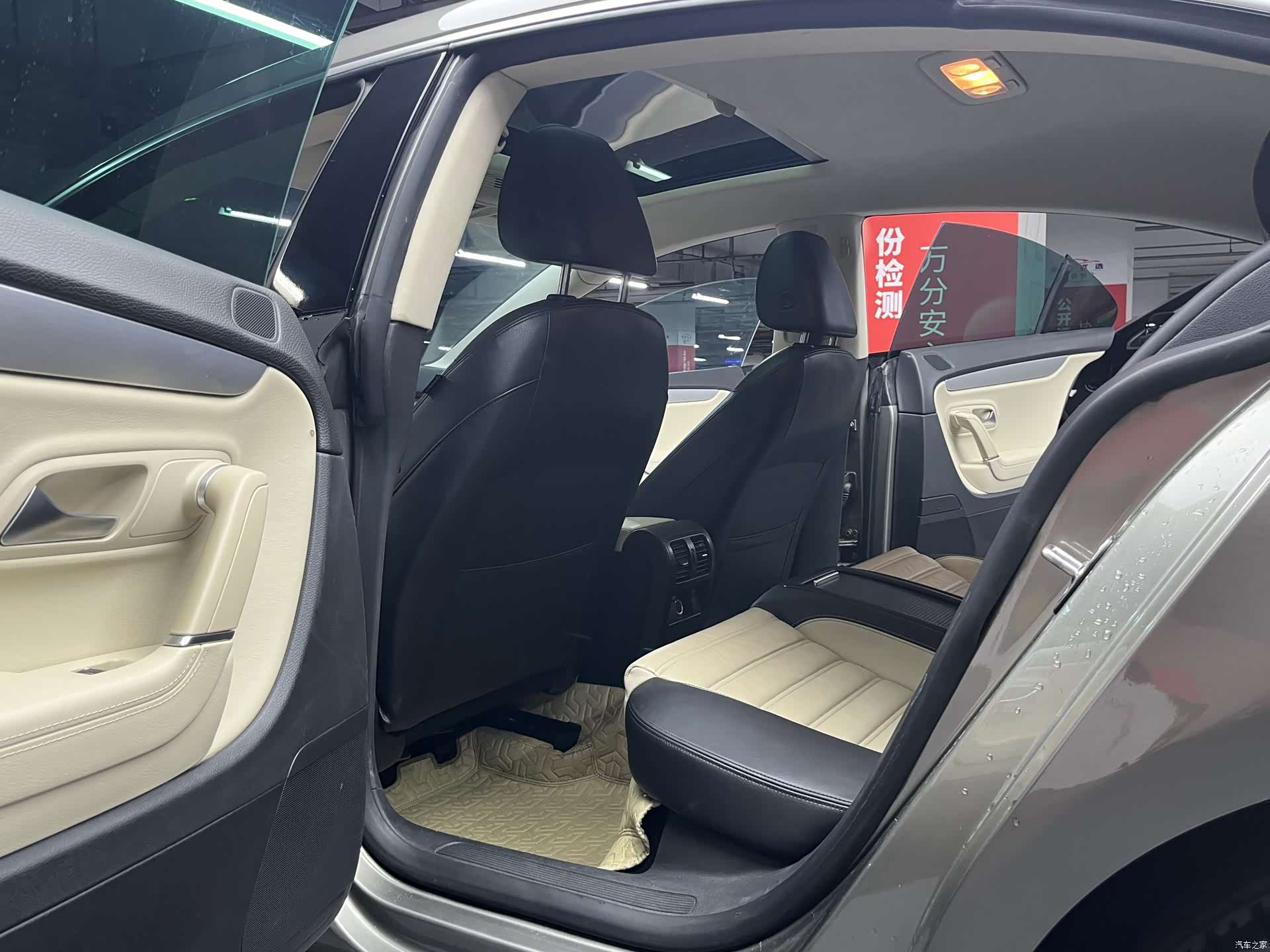 Volkswagen CC, 2011 22
