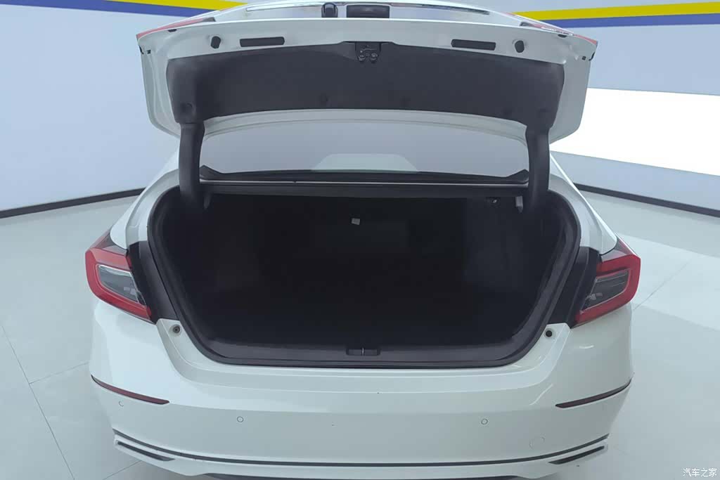 Honda Accord, 2023 4