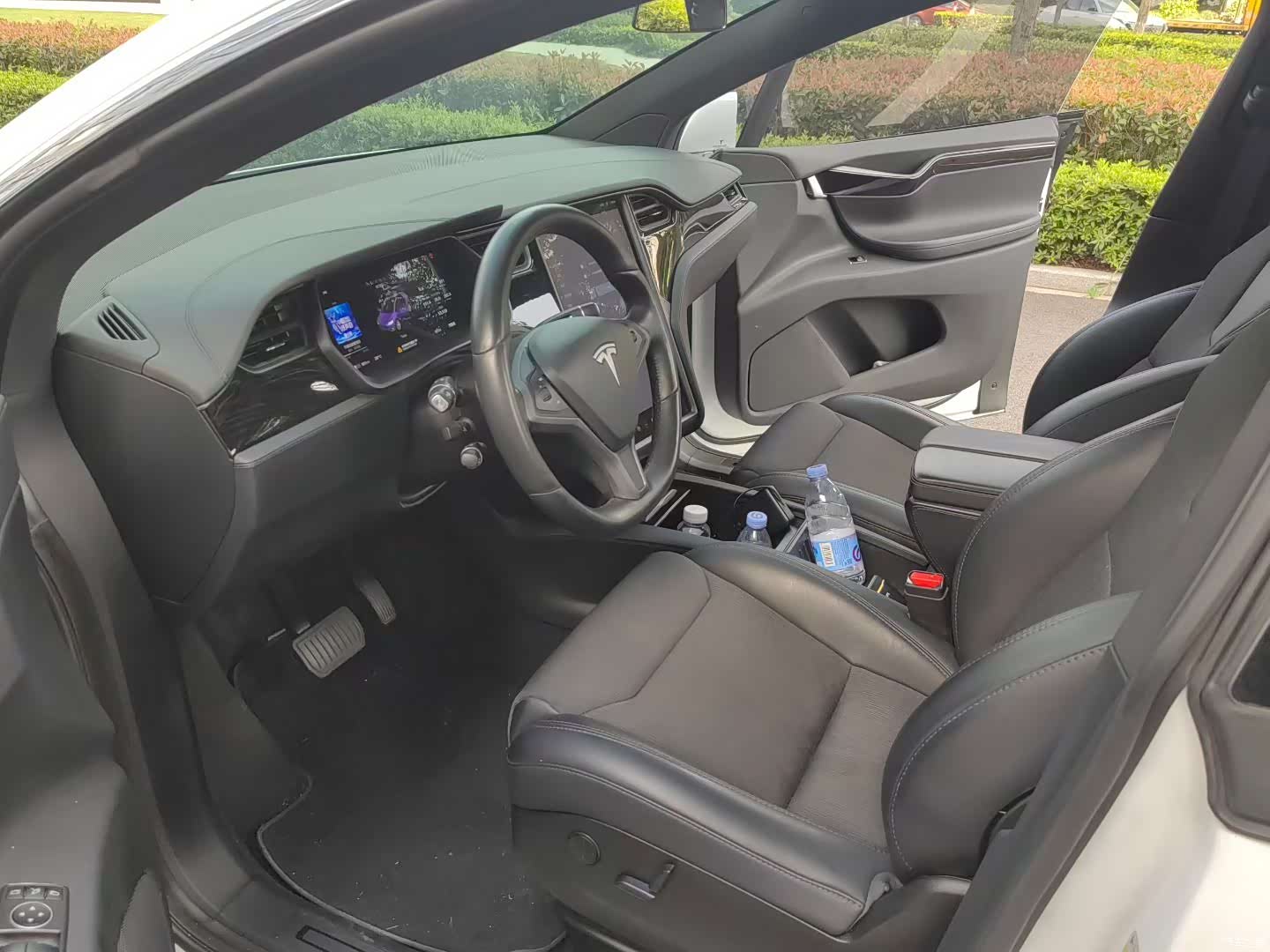 Tesla Model X, 2018 все фото