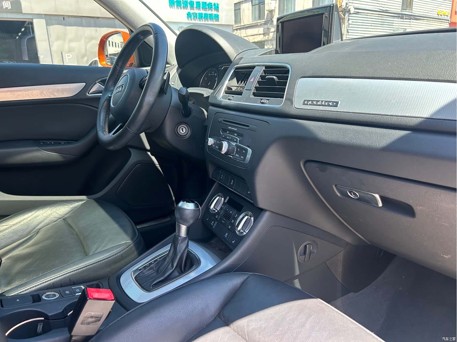 Audi Q3, 2013 26