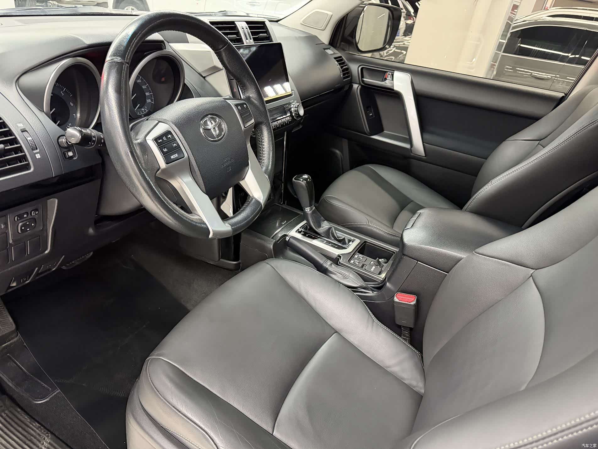 Toyota Prado, 2014 15