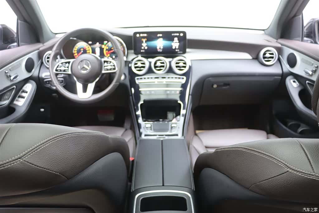 Mercedes-Benz GLC, 2021 23