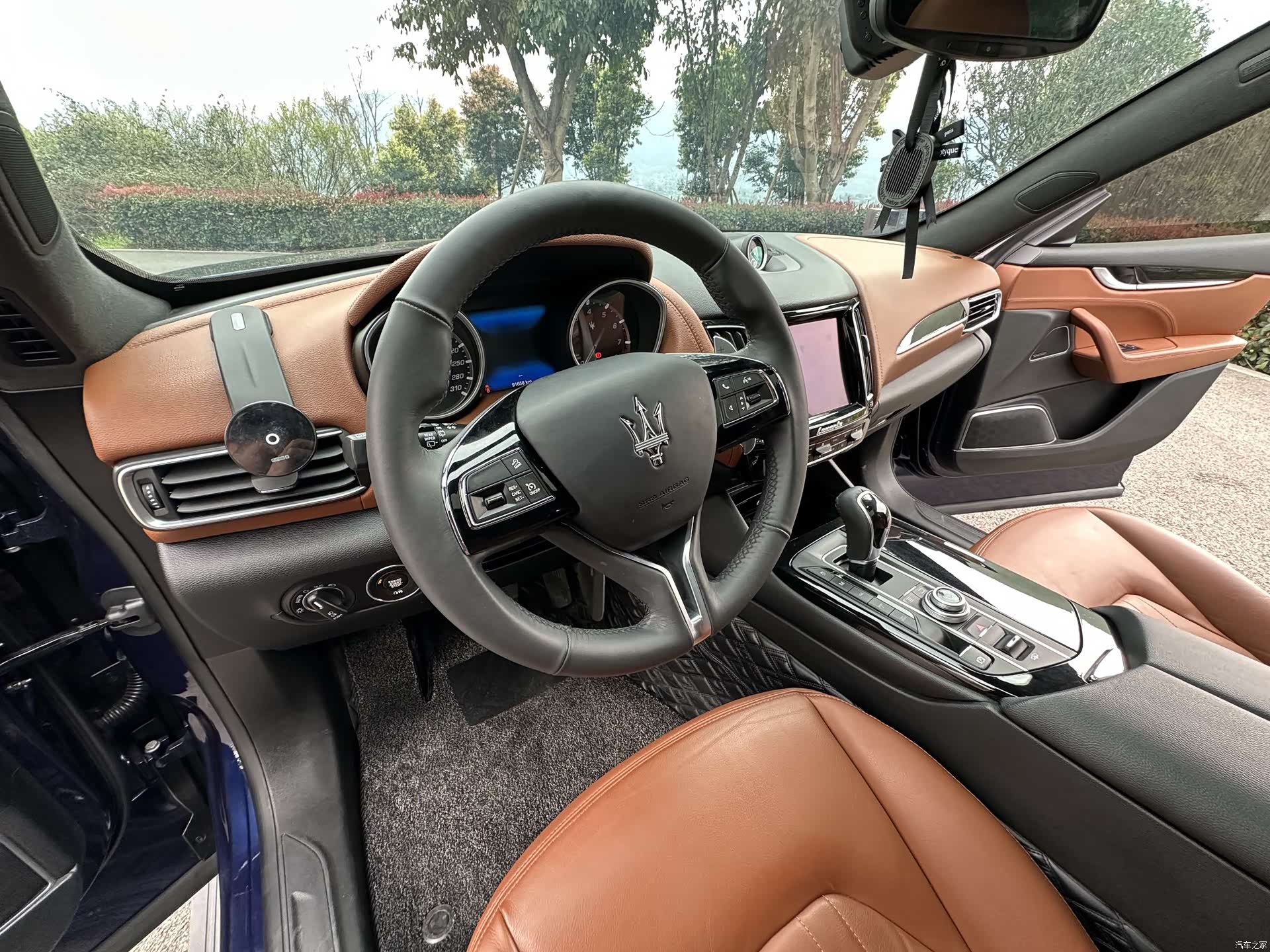 Maserati Levante, 2018 16