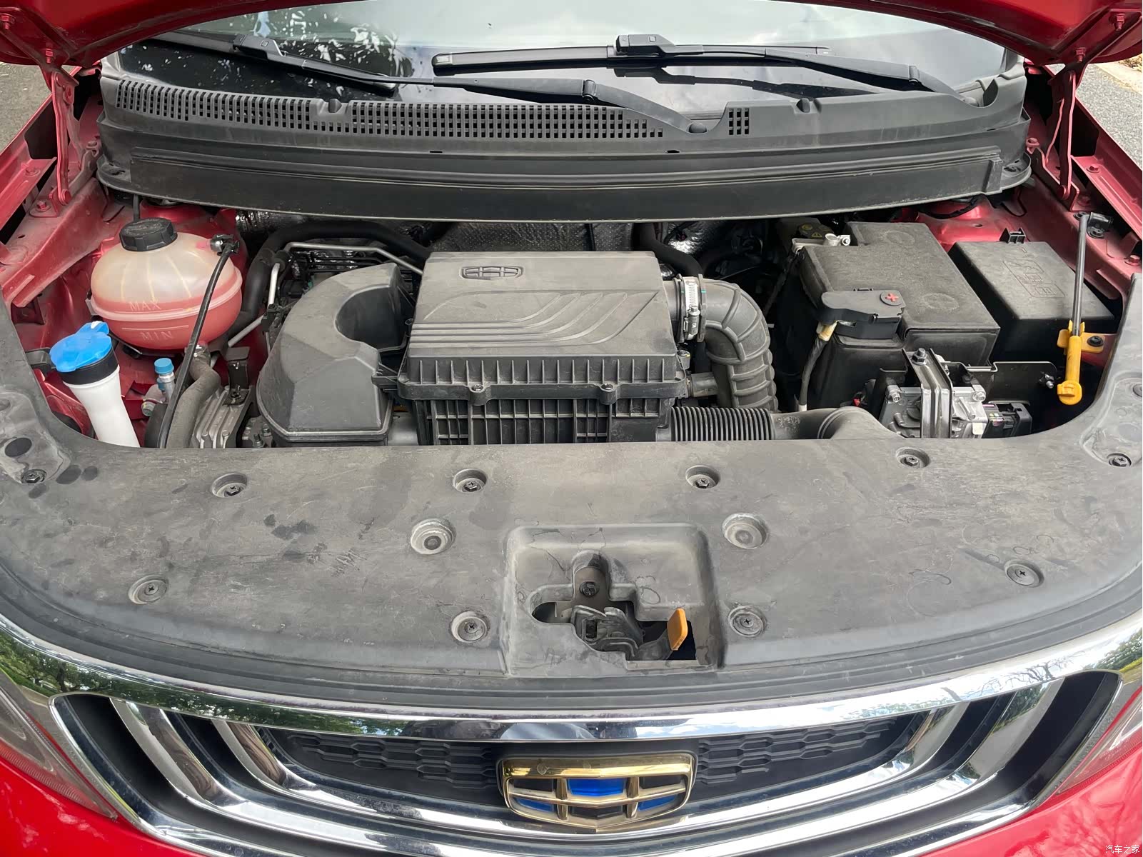 Geely X3, 2020 11