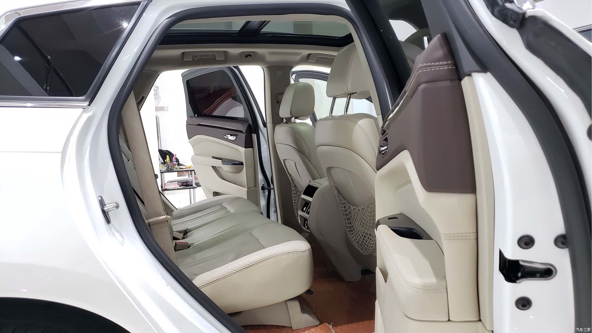 Cadillac SRX, 2016 7