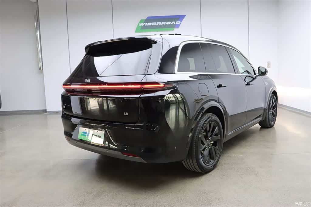 Li Auto L8, 2024 3