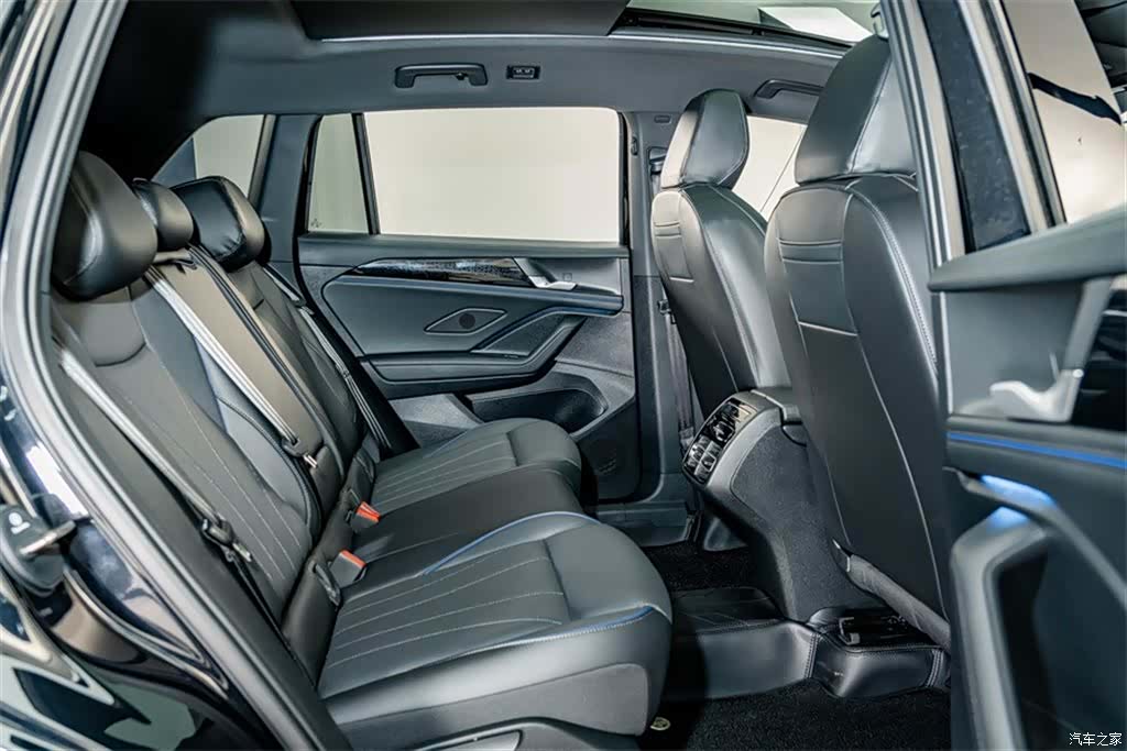 Volkswagen Tiguan L, 2025 22