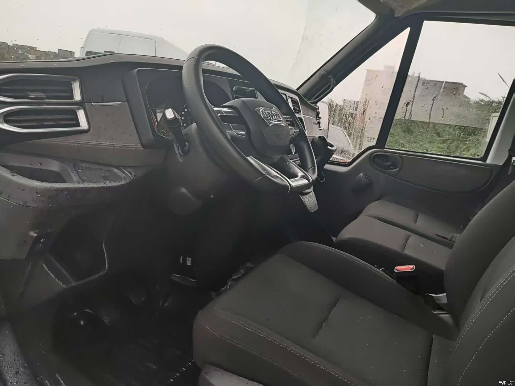 JMC 6MT5 6, 2025 все фото