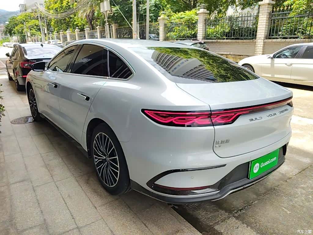 BYD Han, 2024 все фото
