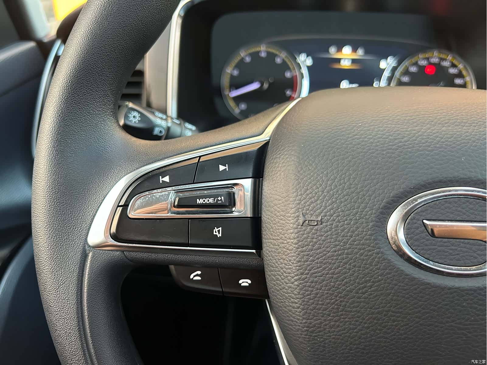 Trumpchi M8, 2023 23
