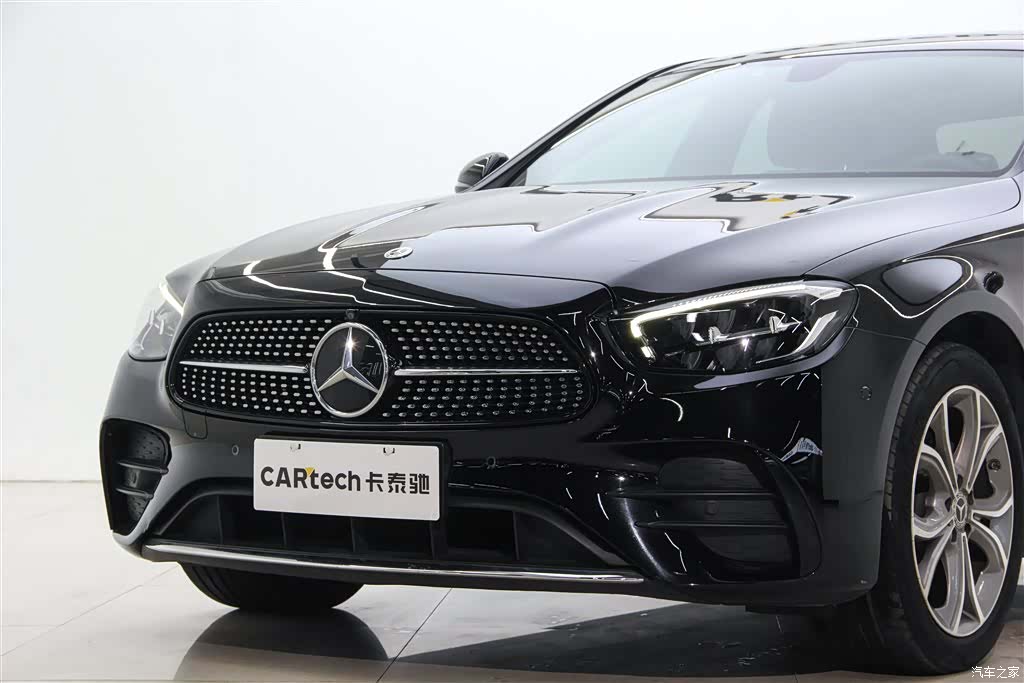 Mercedes-Benz E-Class, 2023 10