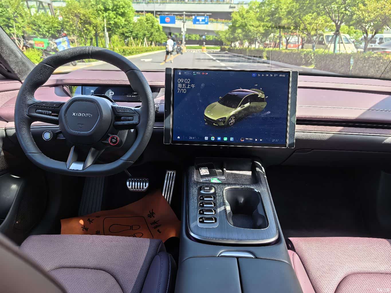 Xiaomi SU7, 2024 10