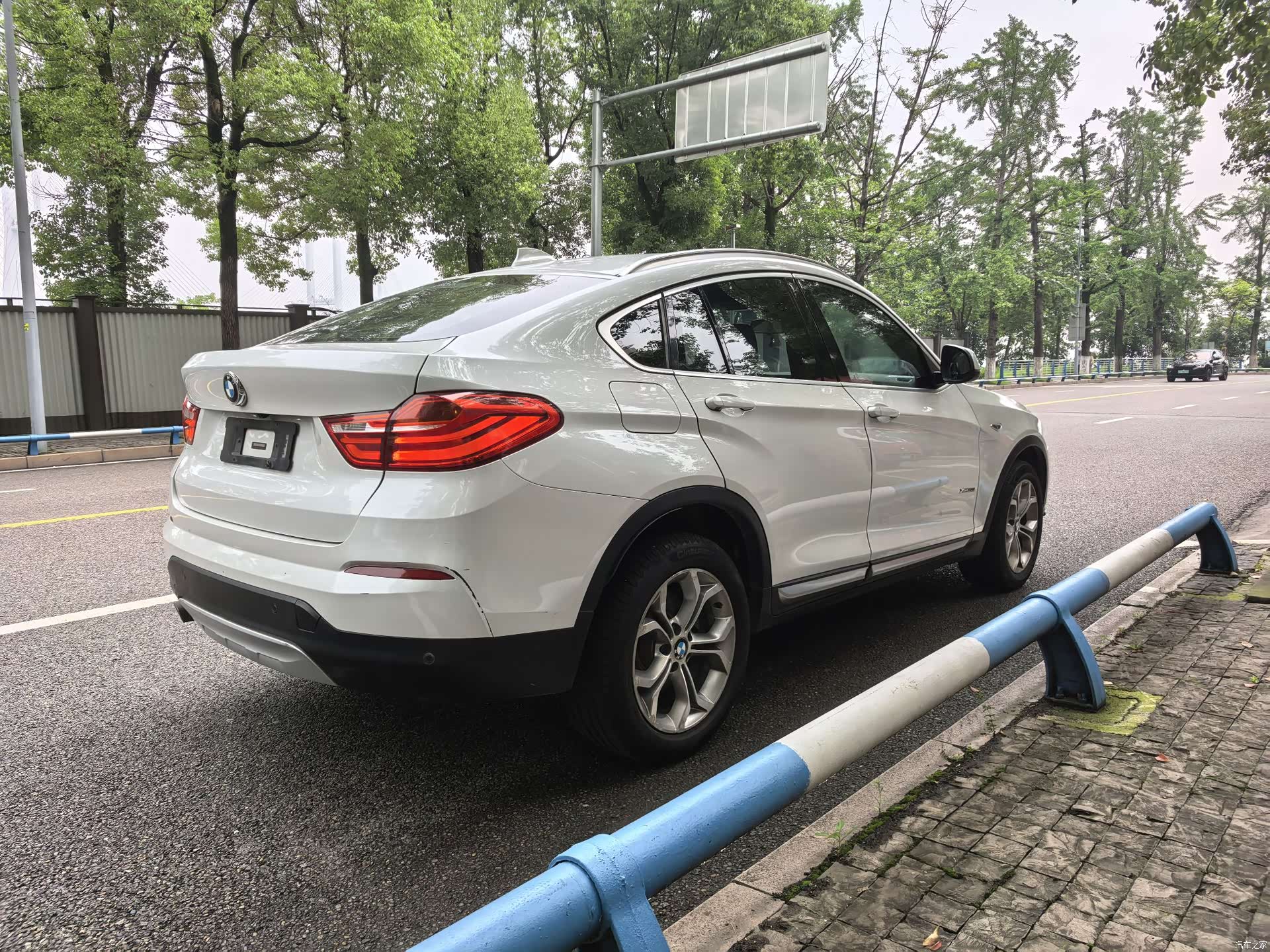 BMW X4, 2016 9