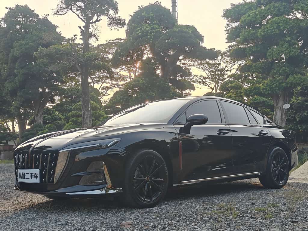Hongqi H6