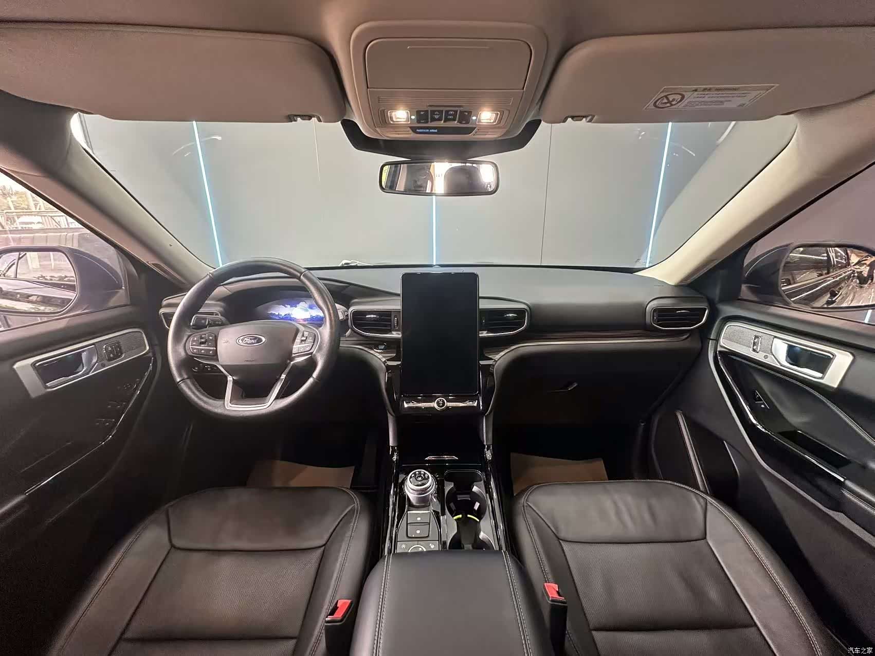 Ford Explorer, 2021 9