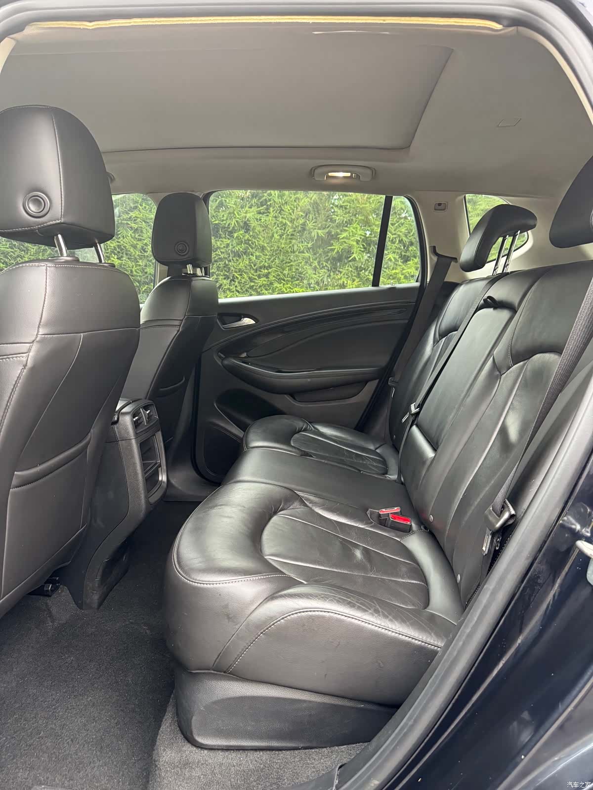 Buick Envision Plus, 2020 все фото