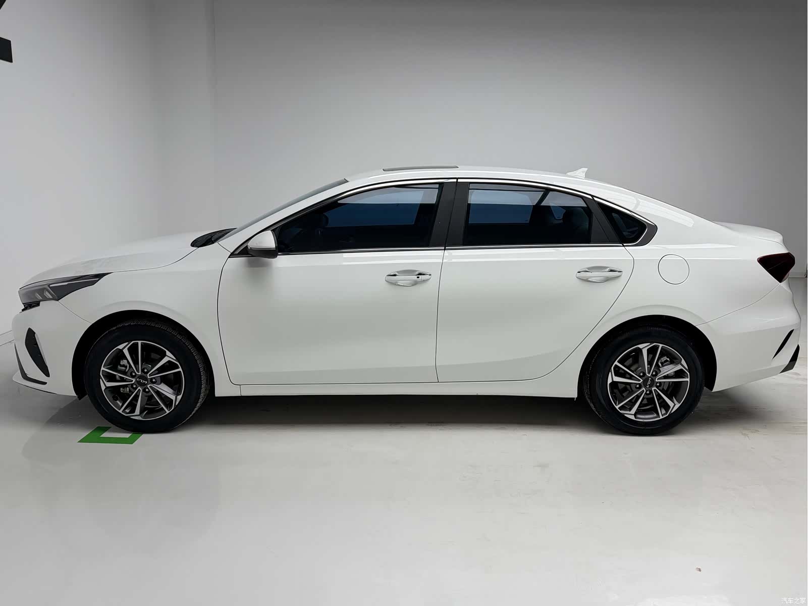 Kia K3, 2023 7