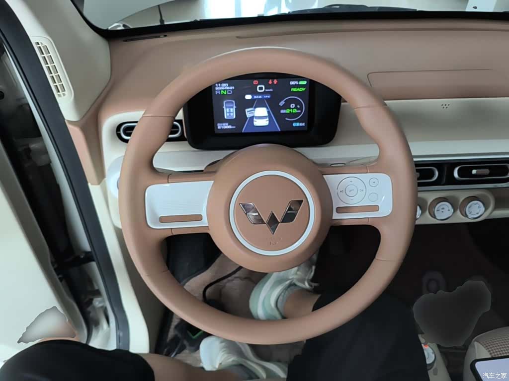 Wuling MINIEV, 2024 11