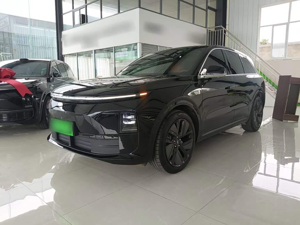 Li Auto L6