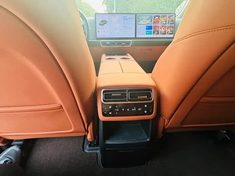 Li Auto Ideal L6