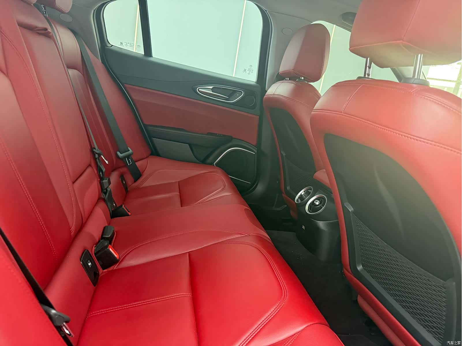 Alfa Romeo Giulia, 2020 9