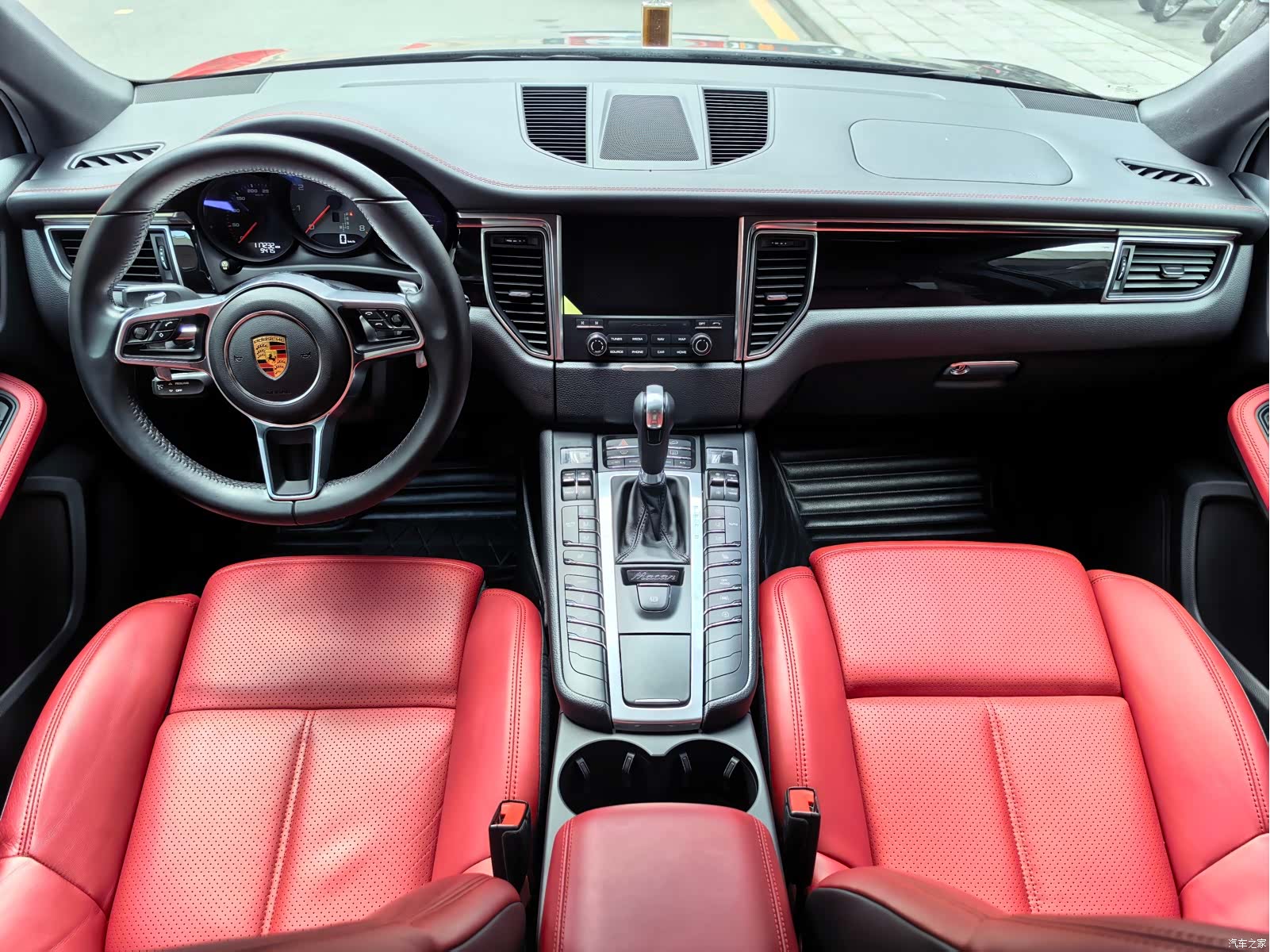 Porsche Macan, 2018 6