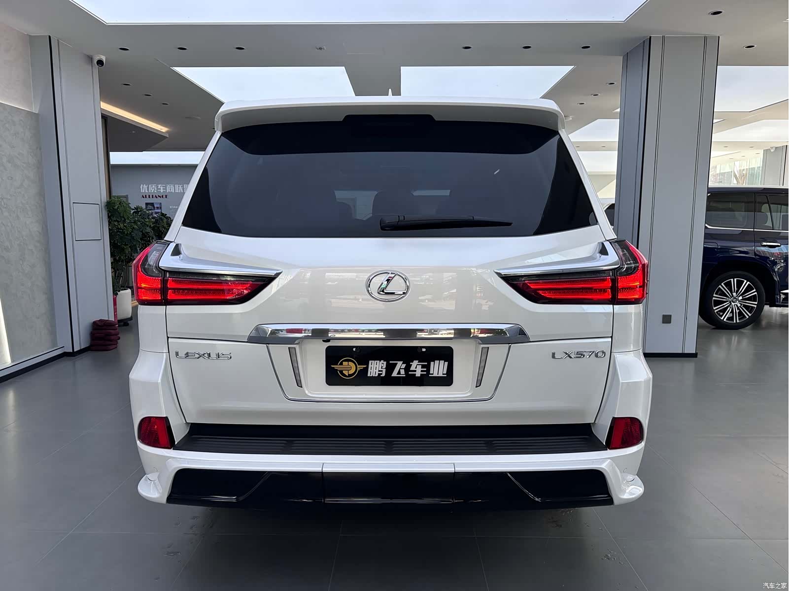 Lexus LX, 2017 3