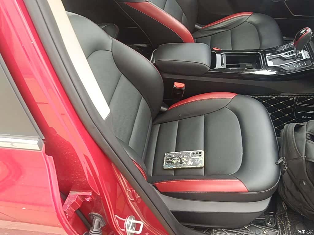 Geely Emgrand, 2020 25