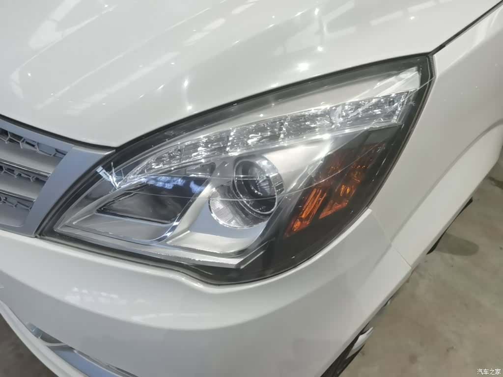BAIC M20, 2016 24