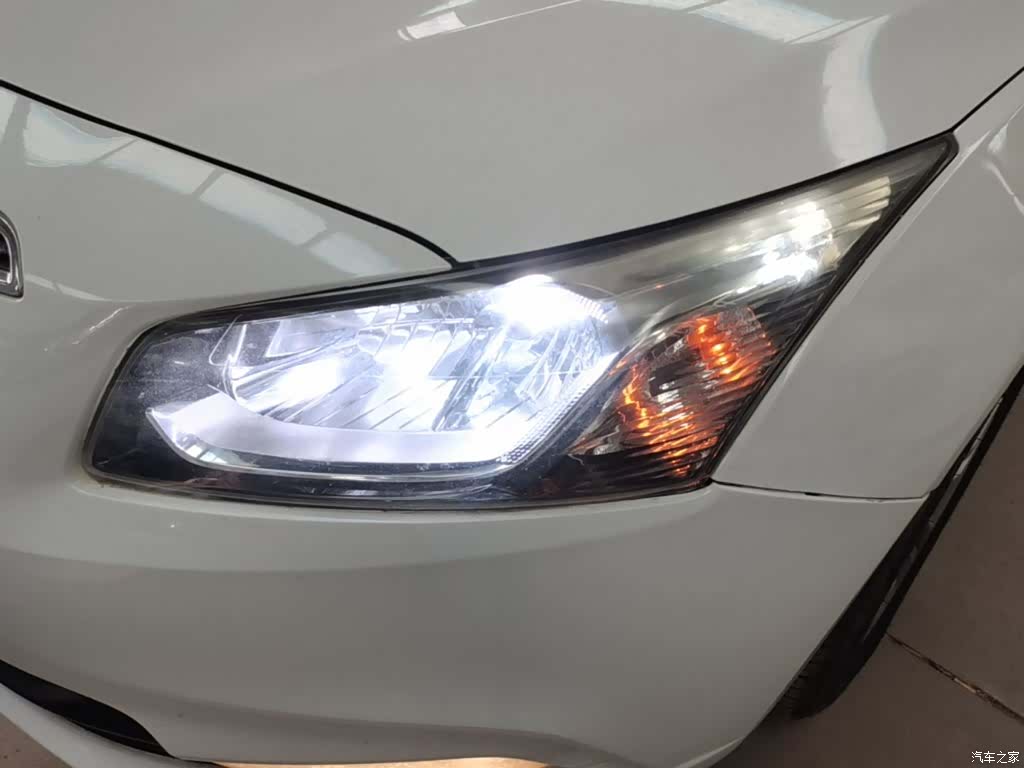 Chevrolet SE, 2017 24
