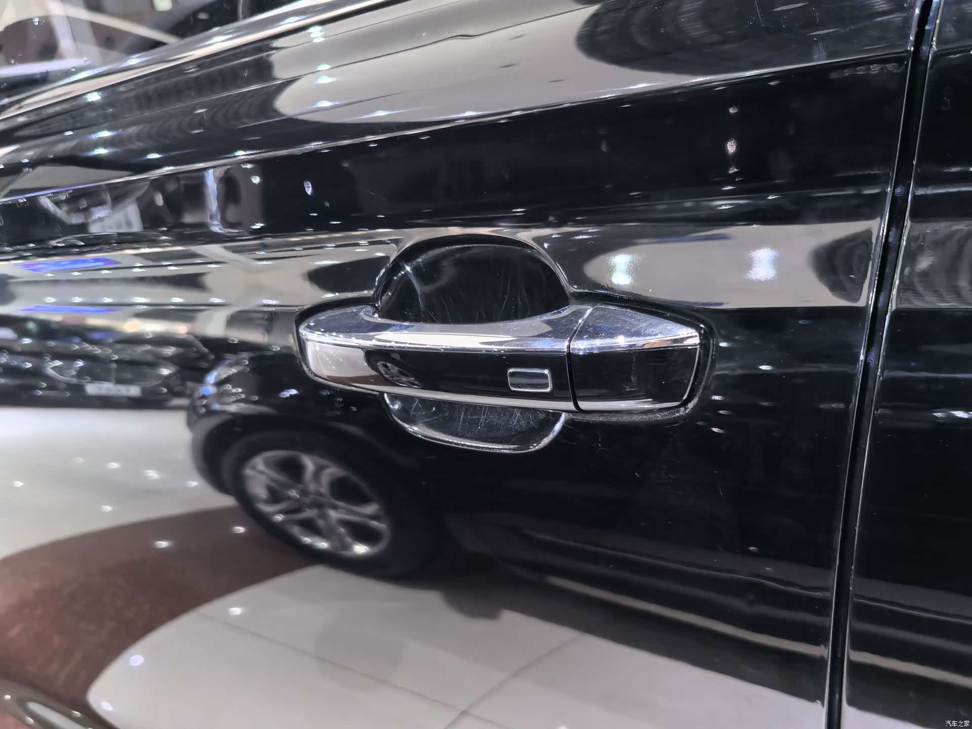 Roewe RX8, 2018 11