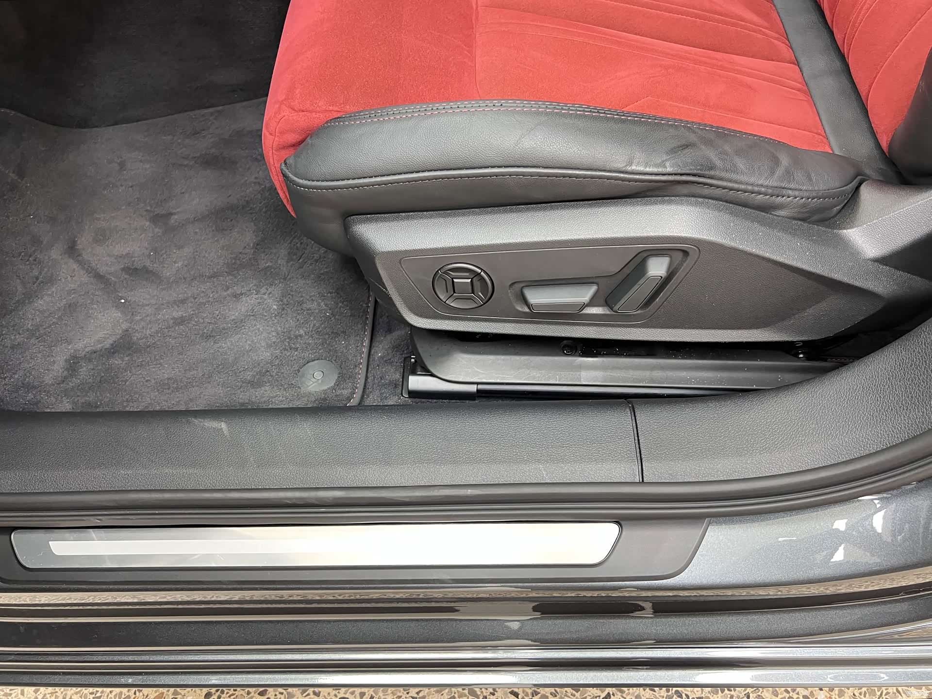 Audi A6L, 2019 21