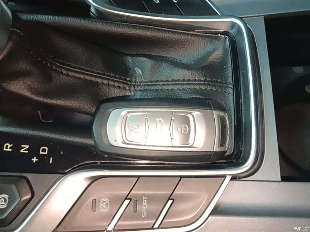 Geely S1, 2019 9