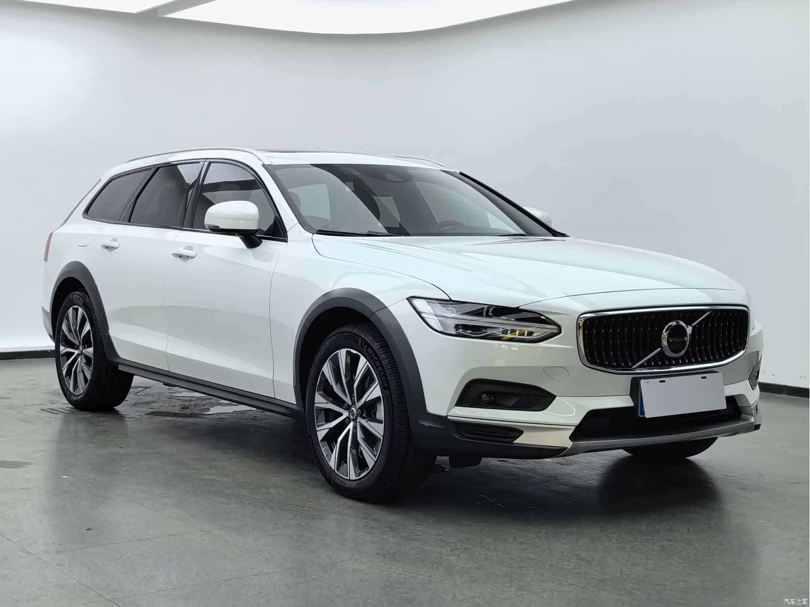 Volvo V90, 2021 3