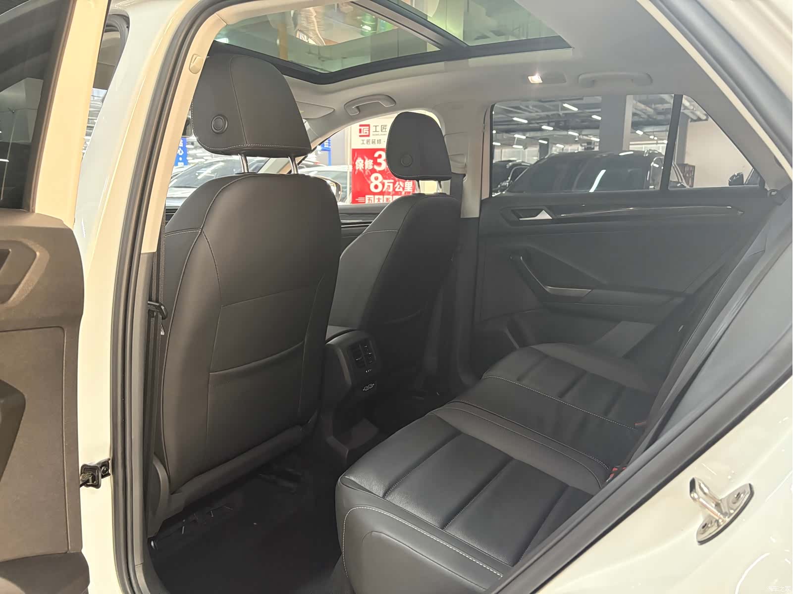 Volkswagen T-ROC, 2022 8
