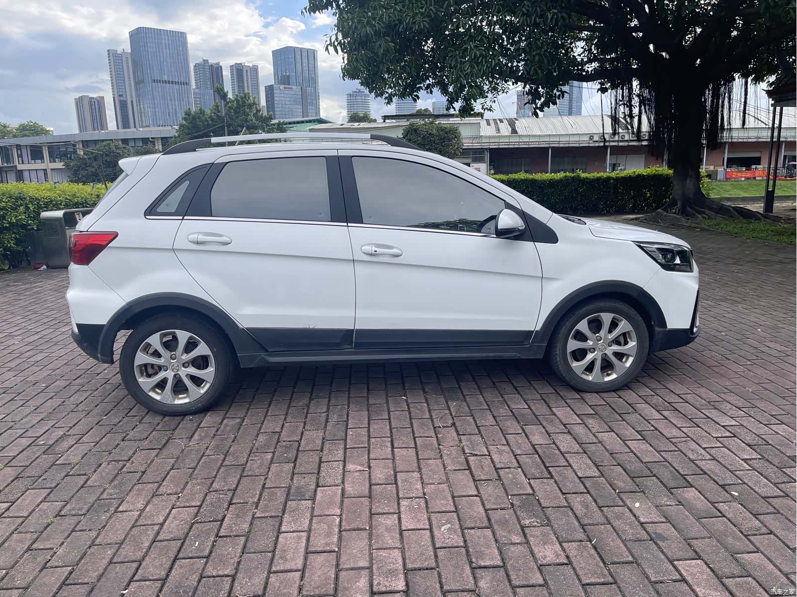 BAIC EC5, 2021 8