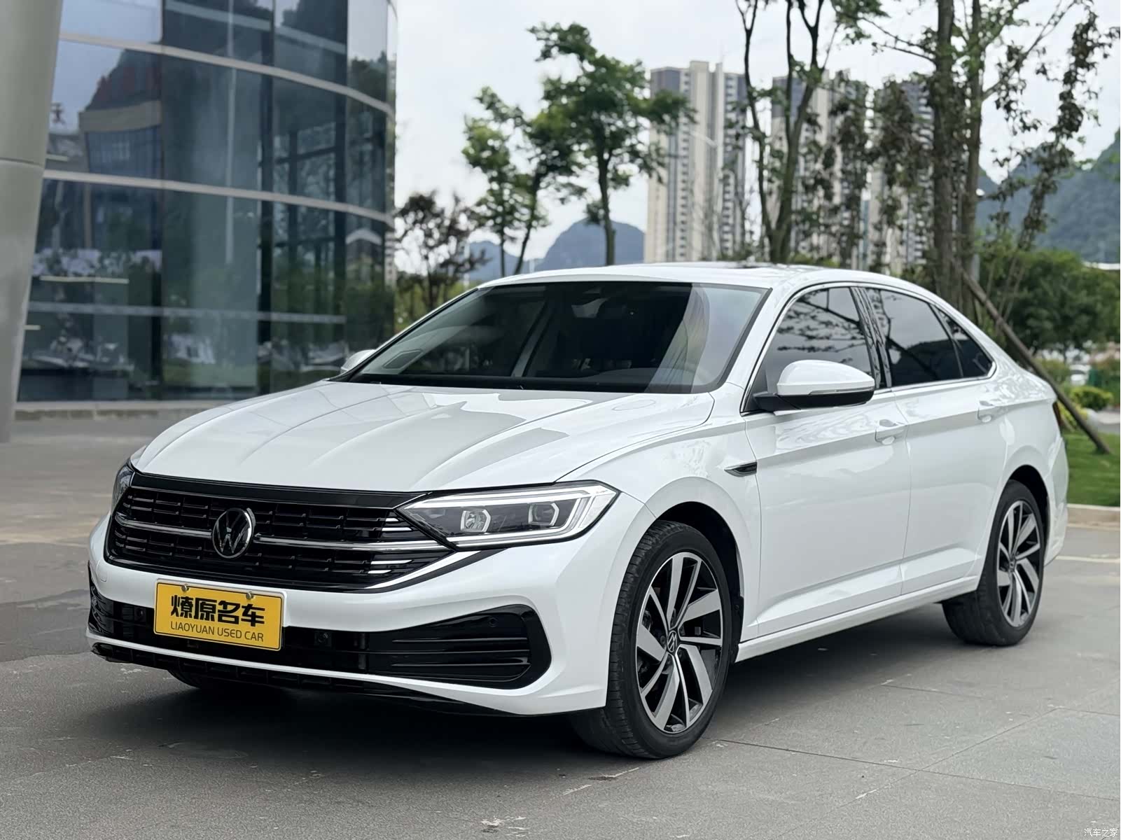 Volkswagen Sagitar