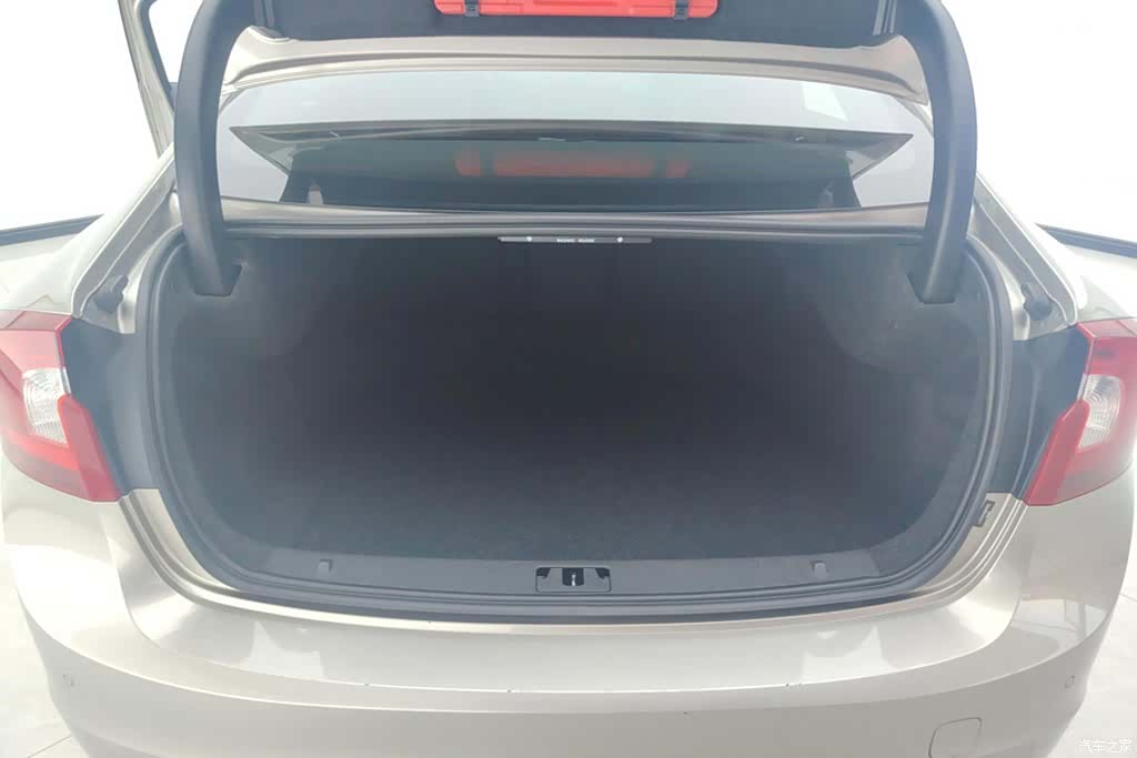 Volvo S60, 2016 4