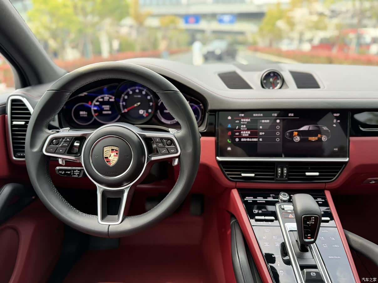 Porsche Cayenne, 2023 13