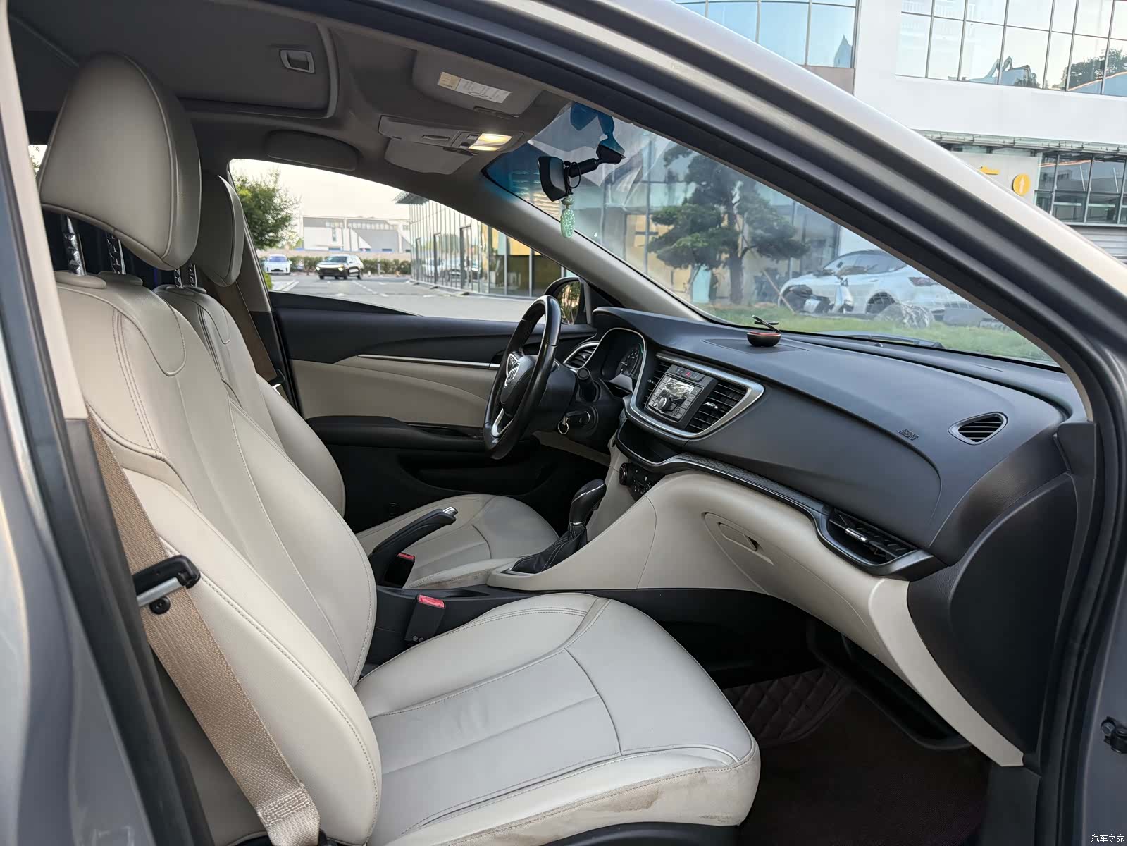 Buick V, 2018 14