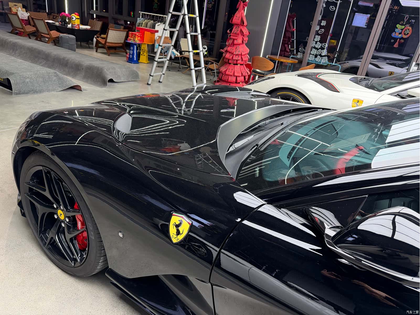 Ferrari 812, 2017 17
