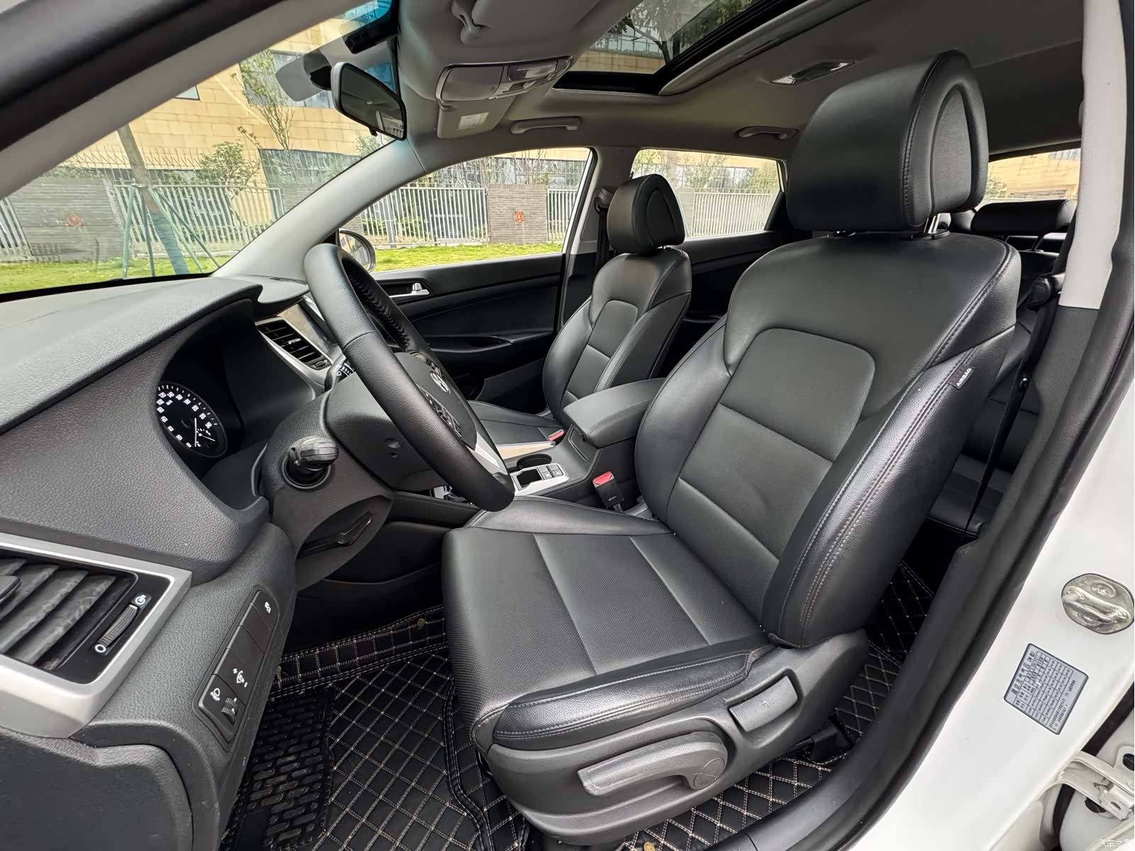 Hyundai Tucson, 2017 11