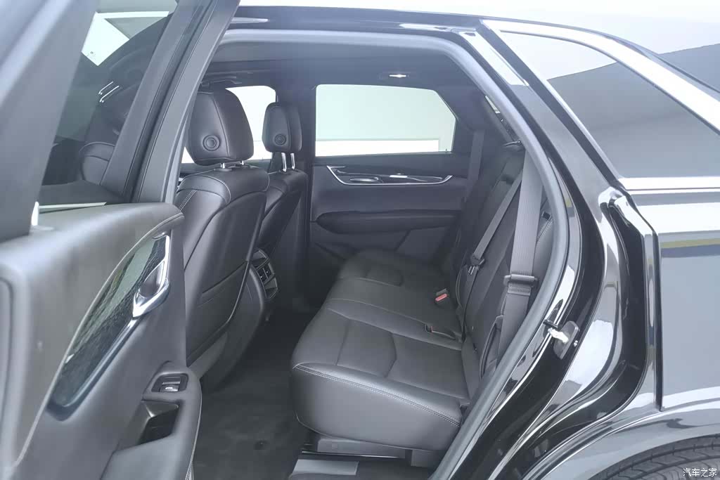 Cadillac XT5, 2019 11
