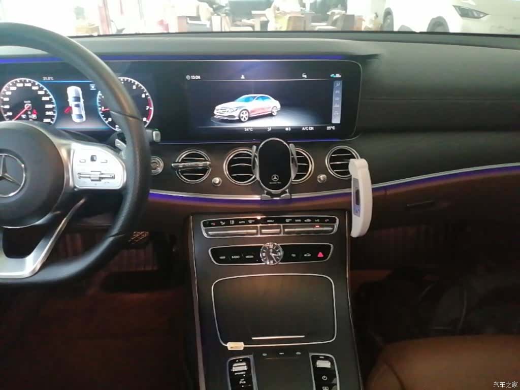 Mercedes-Benz E-Class, 2019 13