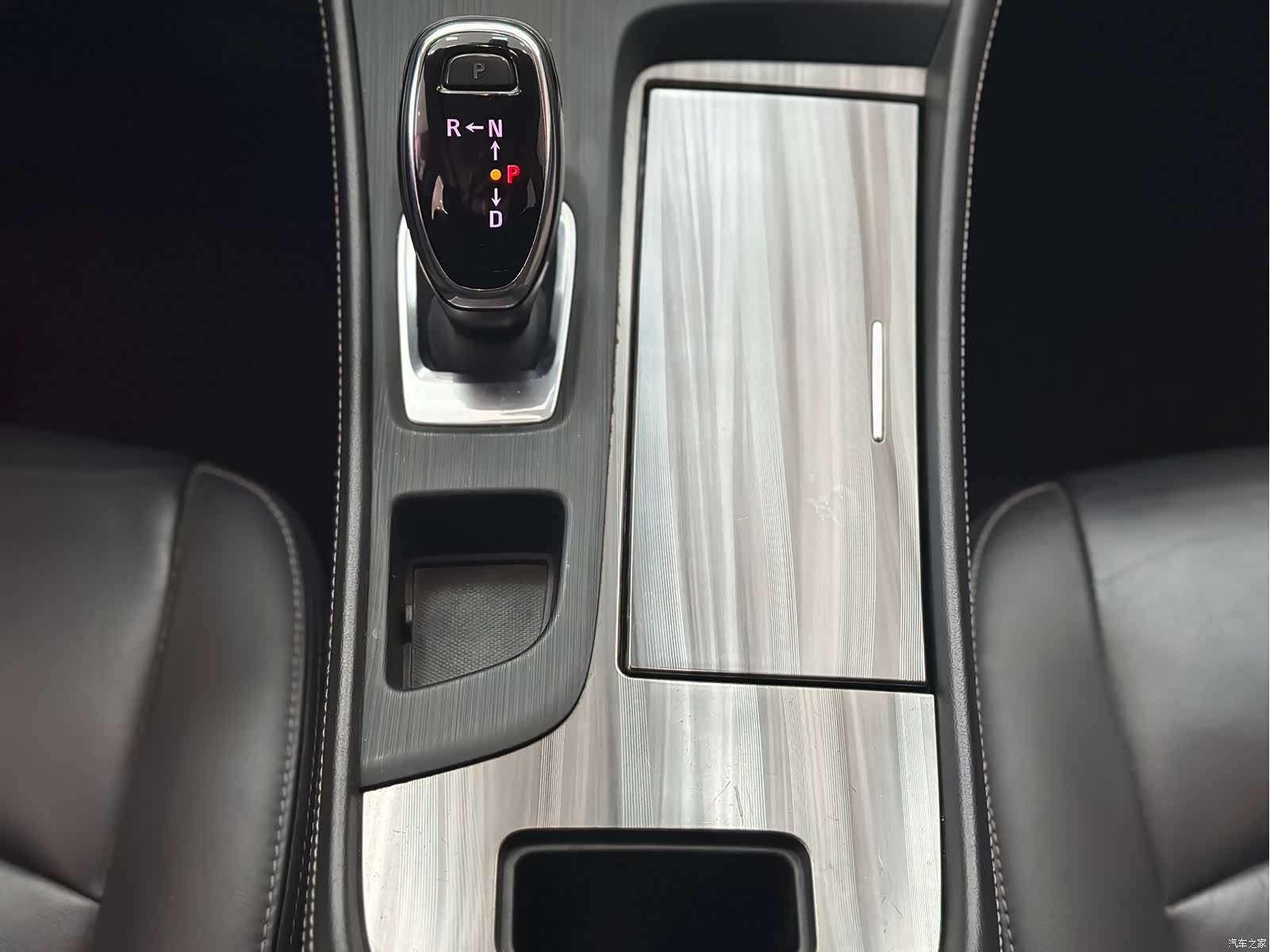 Buick LaCrosse, 2022 12