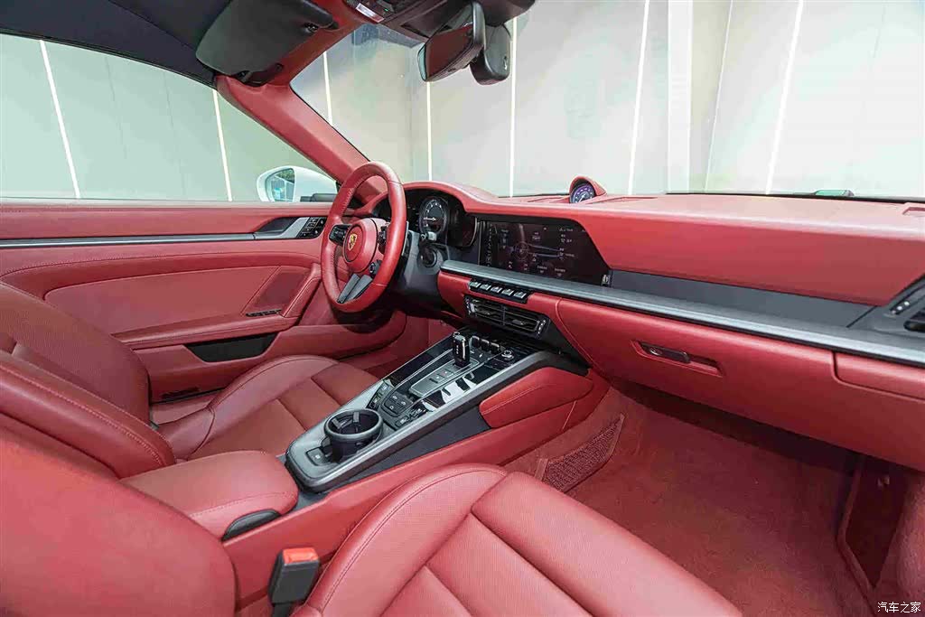 Porsche 911, 2020 17