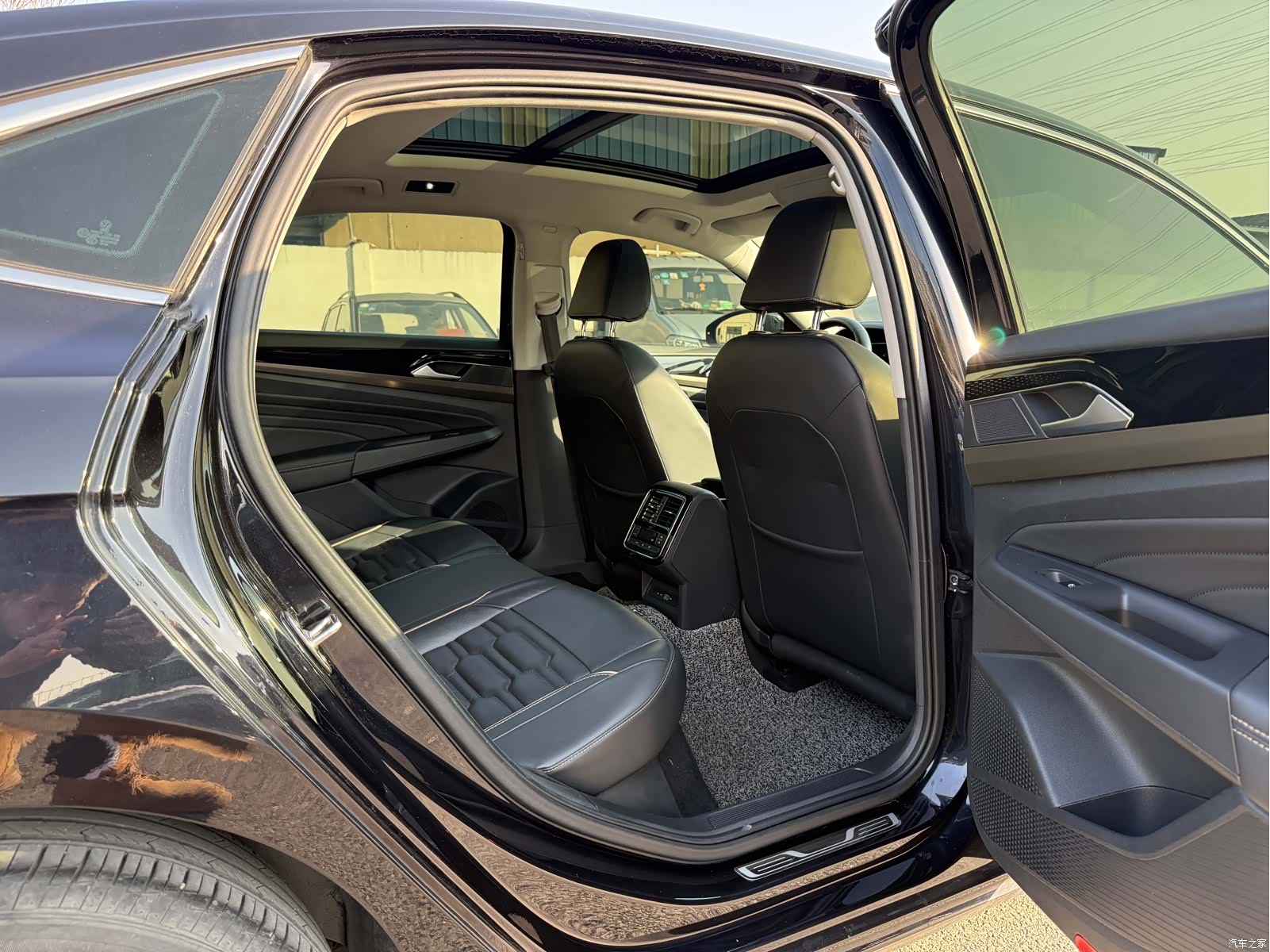 Volkswagen Passat, 2021 26