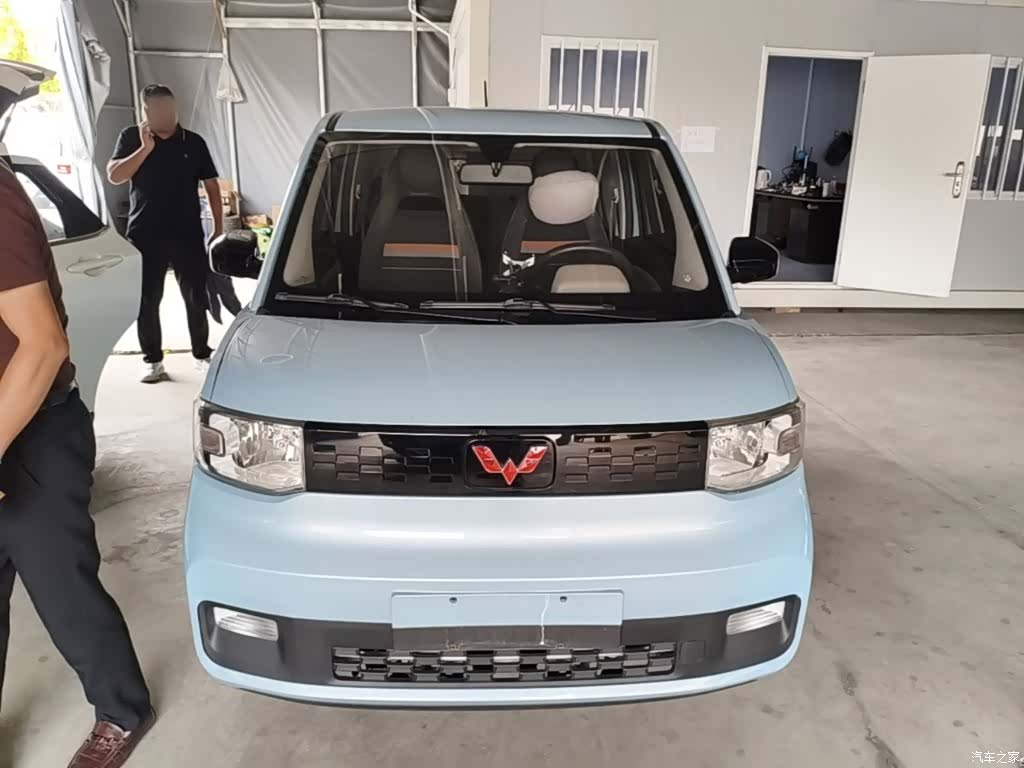 Wuling MINIEV, 2021 3